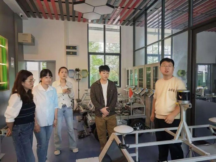 貴陽(yáng)市知識(shí)產(chǎn)權(quán)保護(hù)中心深入貴州交通職業(yè)大學(xué)開展調(diào)研，共促工程技術(shù)與試驗(yàn)發(fā)展